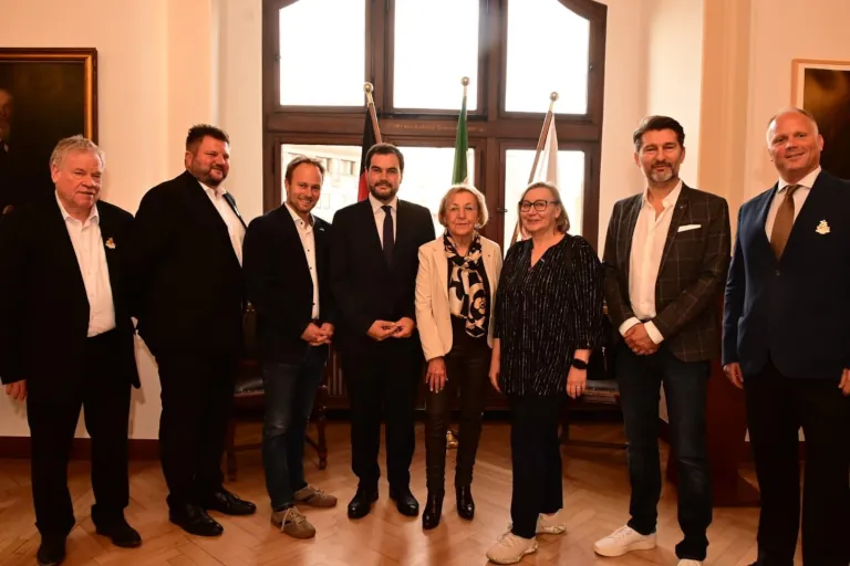 2025 11 19 Teneriffa Puerto de la Cruz Deutschland